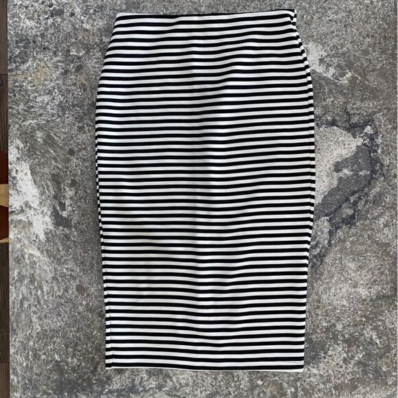 Forever 21 Stretch Back Slit Midi Straight Pencil Skirt Striped Black Small - Picture 1 of 6